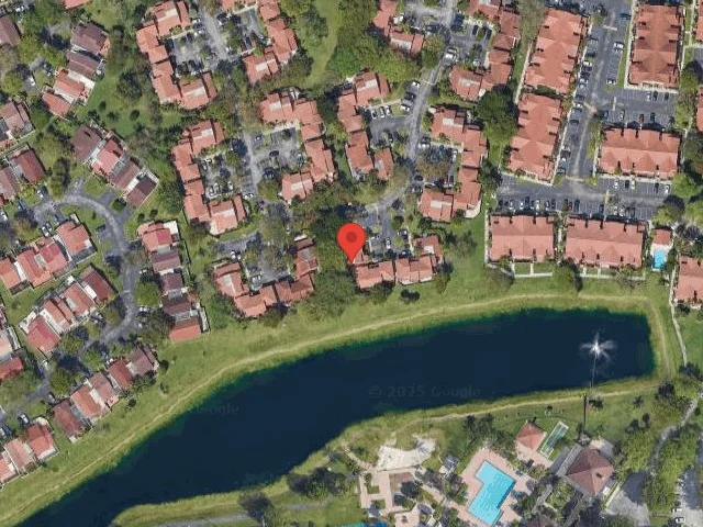 House image located at Miami, FL 33186