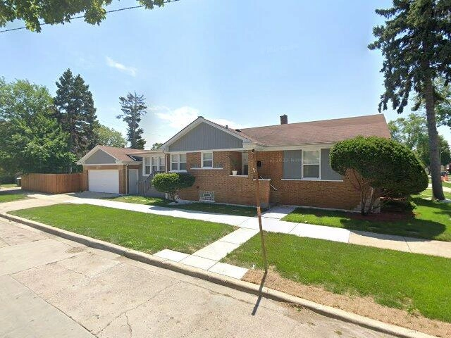House image located at Chicago, IL 60620