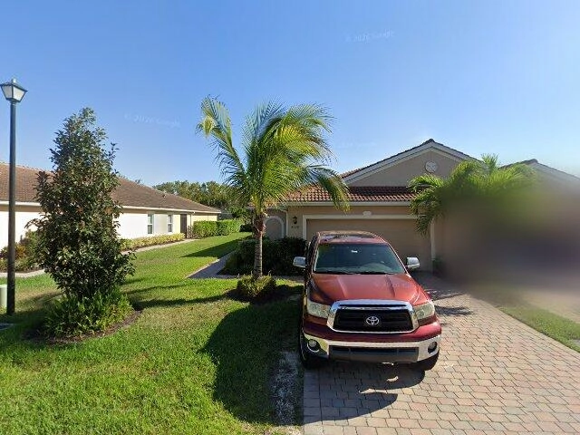 House image located at Fort Myers, FL 33916