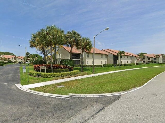 House image located at Boynton Beach, FL 33472