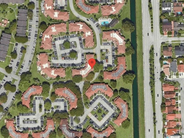 House image located at Miami, FL 33186