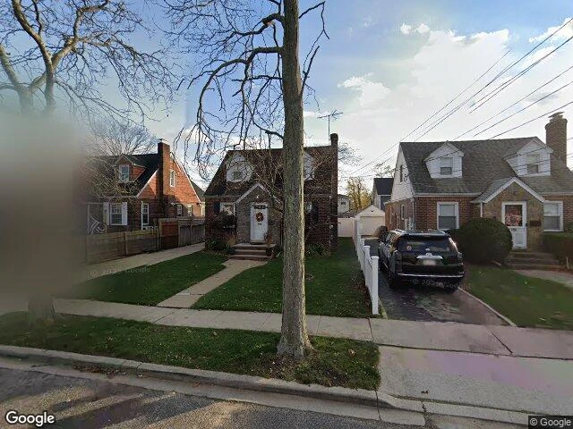 House image located at Oceanside, NY 11572