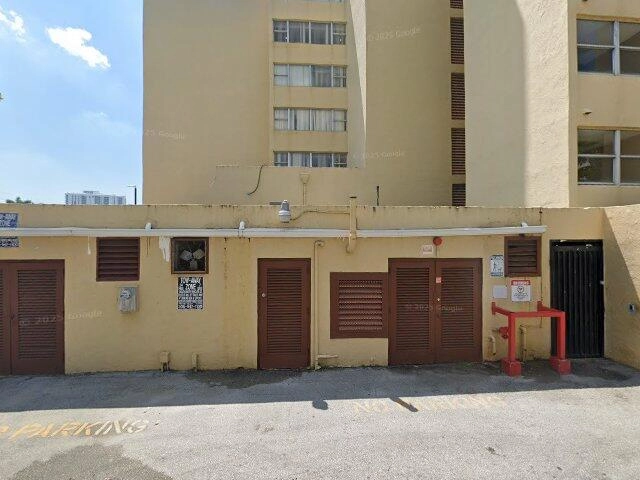 House image located at North Miami Beach, FL 33160