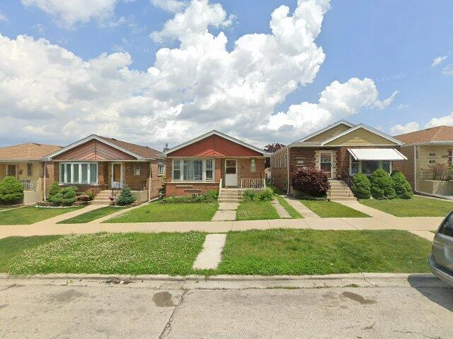 House image located at Chicago, IL 60638