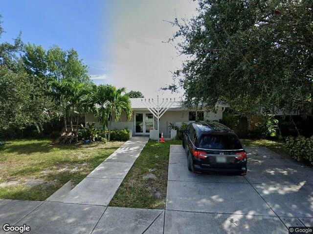 House image located at Hollywood, FL 33021