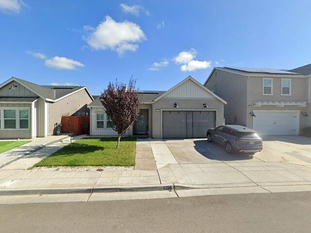 House image located at Fresno, CA 93723