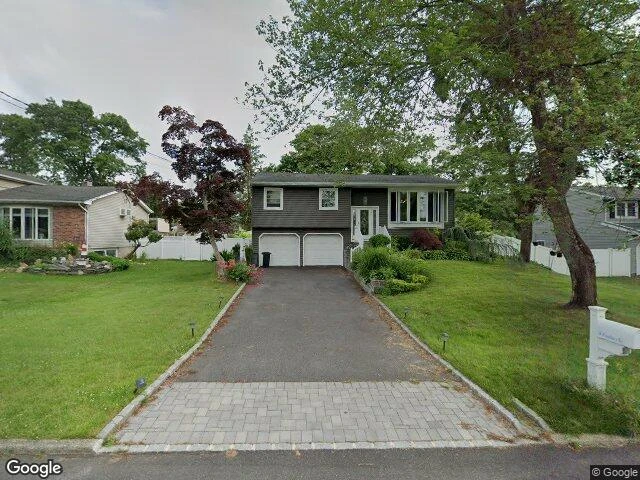 House image located at Hauppauge, NY 11788