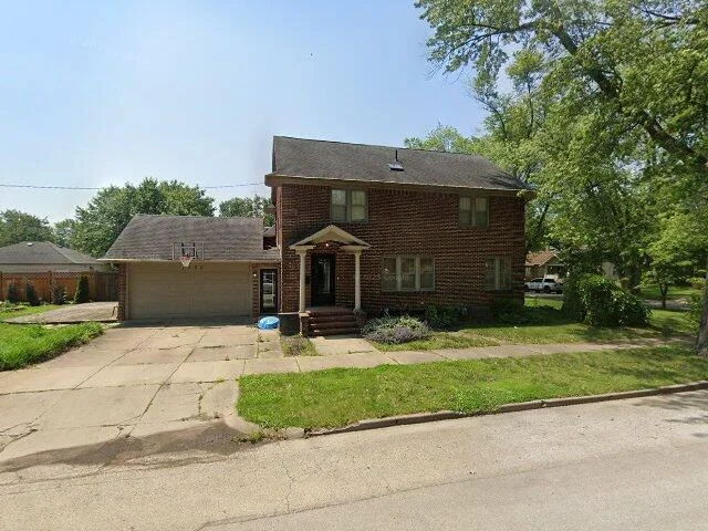 House image located at Kankakee, IL 60901