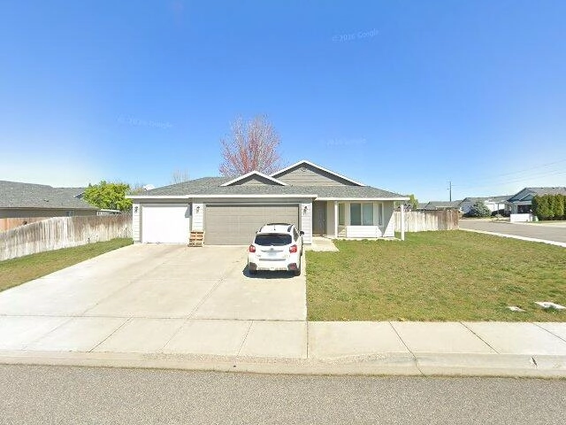 House image located at Pasco, WA 99301