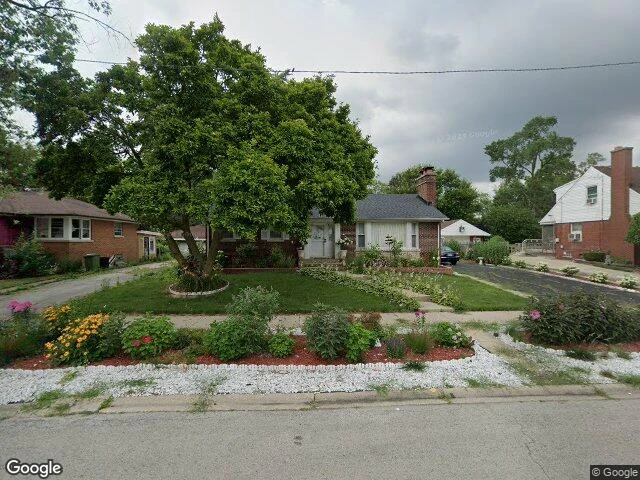 House image located at Dolton, IL 60419
