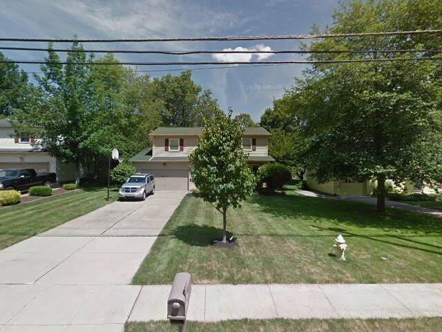 House image located at Akron, OH 44333