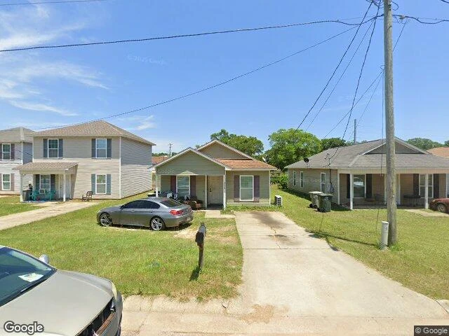 House image located at Pensacola, FL 32501