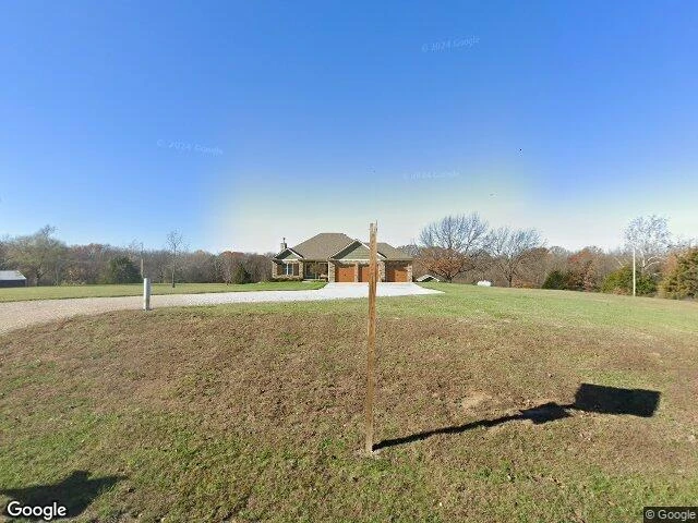 House image located at Tonganoxie, KS 66086