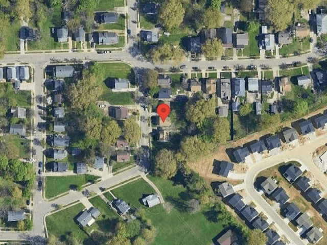 House image located at Akron, OH 44320