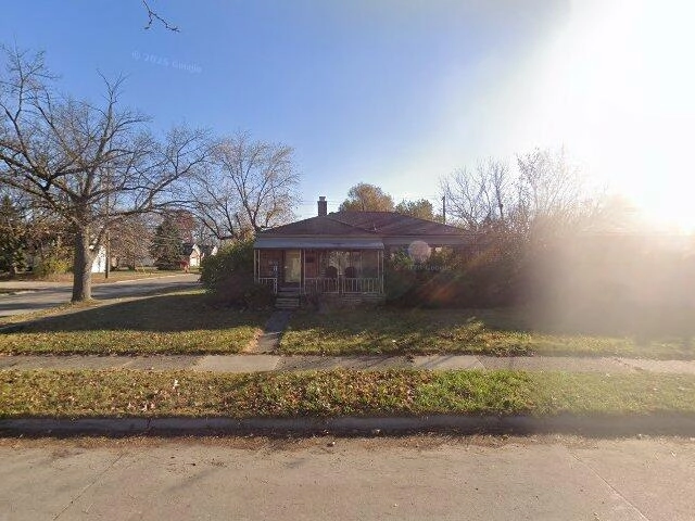 House image located at Wayne, MI 48184