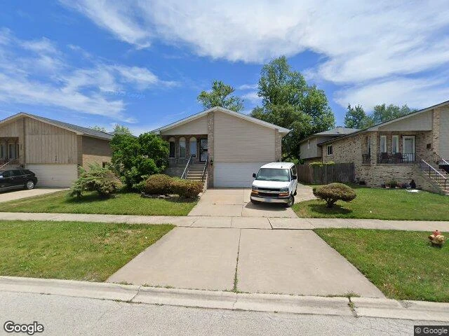 House image located at Dolton, IL 60419