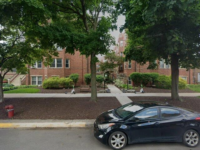 House image located at Chicago, IL 60641