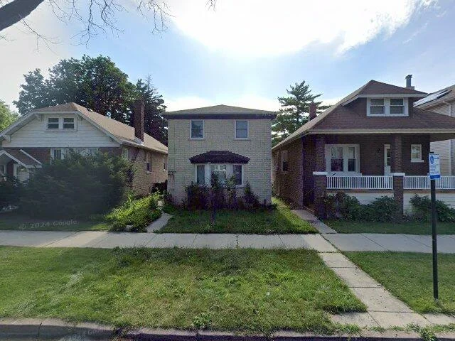 House image located at Chicago, IL 60630
