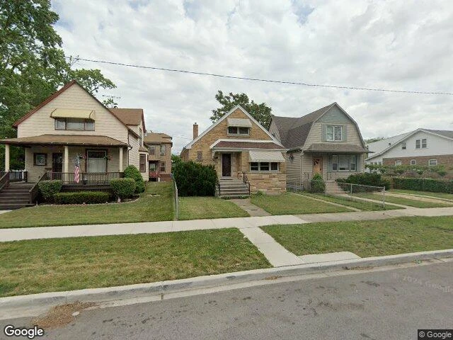 House image located at Chicago, IL 60633