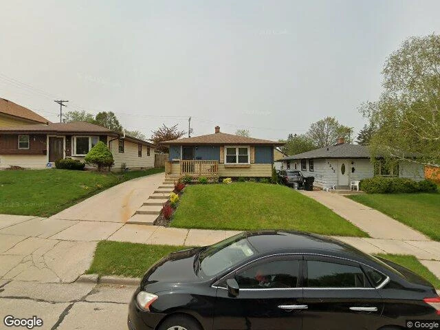 House image located at Racine, WI 53405