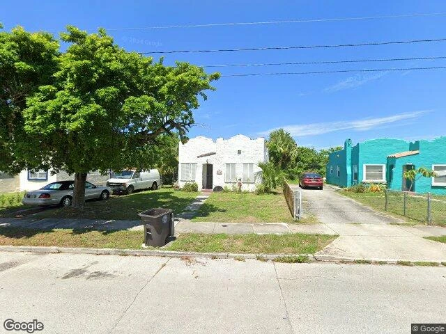 House image located at West Palm Beach, FL 33407