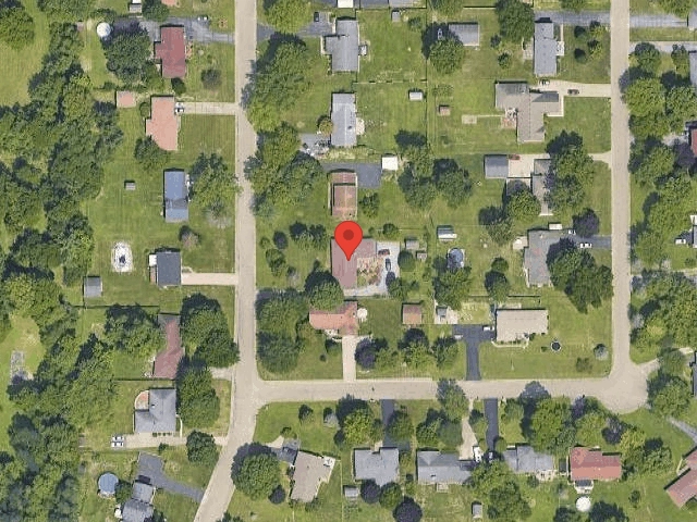 House image located at Indianapolis, IN 46221