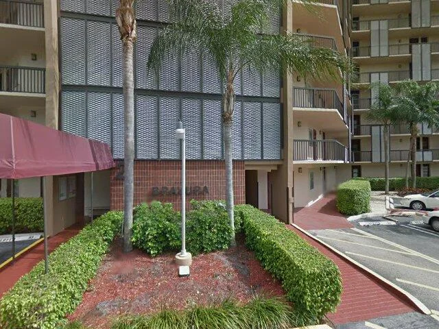 House image located at Miami, FL 33180