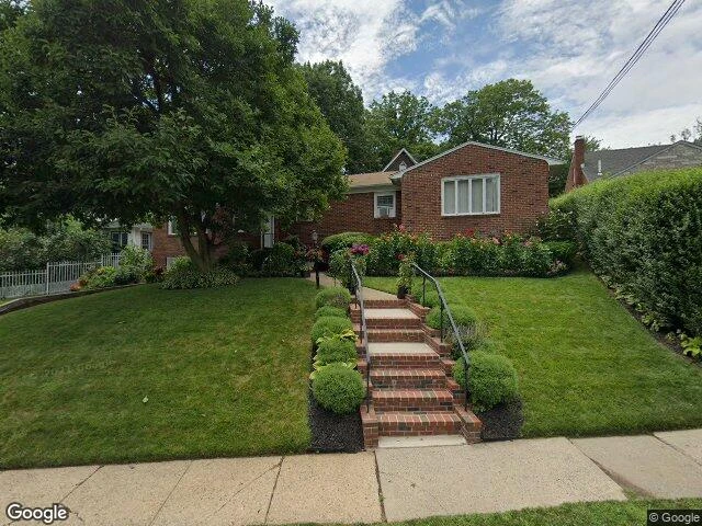 House image located at Roselle, NJ 07203