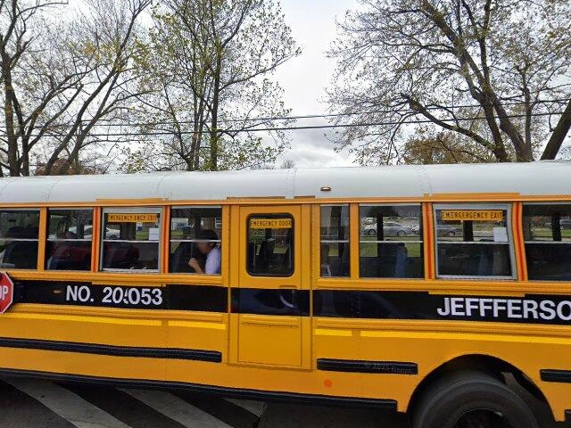 House image located at Louisville, KY 40218