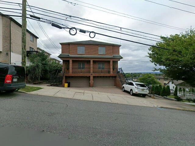 House image located at Palisades Park, NJ 07650