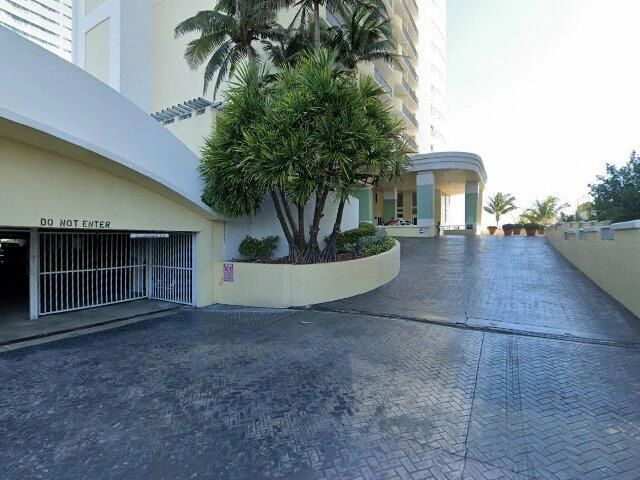 House image located at North Miami Beach, FL 33160