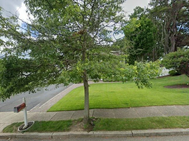 House image located at Hauppauge, NY 11788