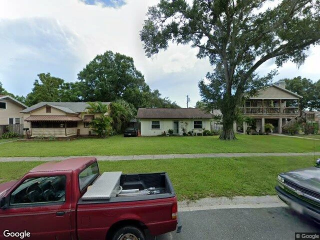 House image located at Saint Petersburg, FL 33713
