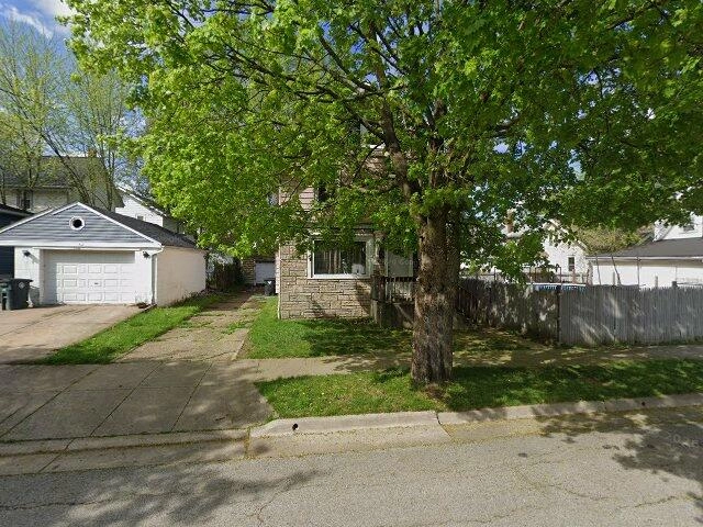 House image located at Akron, OH 44310