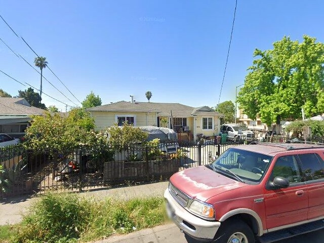 House image located at Oakland, CA 94603