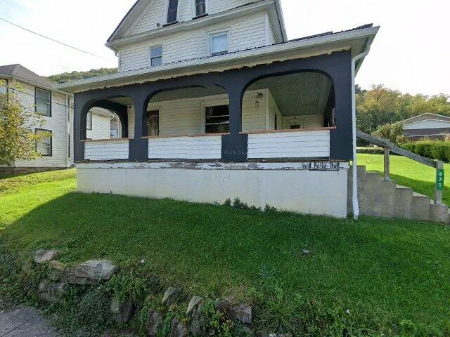 House image located at Mill Hall, PA 17751