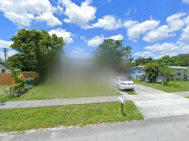 House image located at Hollywood, FL 33023