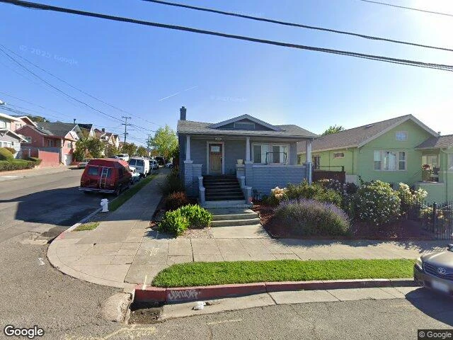 House image located at Oakland, CA 94601