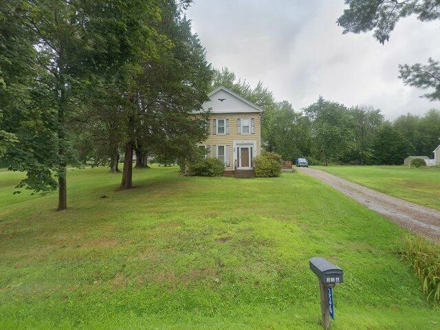 House image located at Suffield, CT 06078