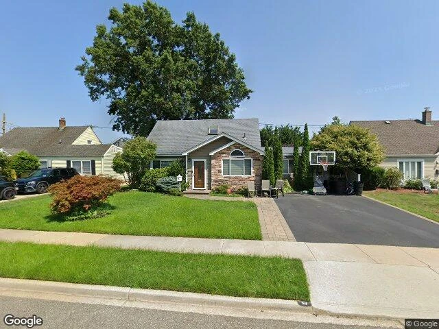 House image located at Levittown, NY 11756