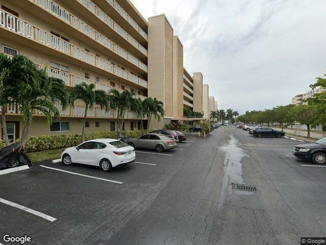 House image located at Hallandale, FL 33009