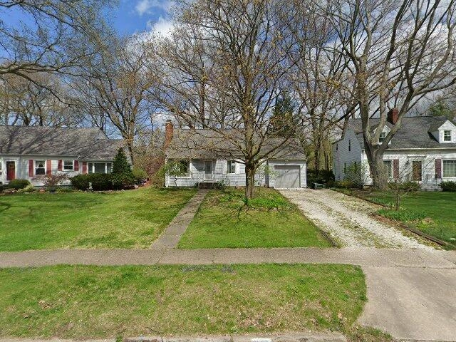 House image located at Cuyahoga Falls, OH 44221