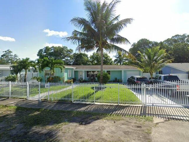 House image located at Miami, FL 33169