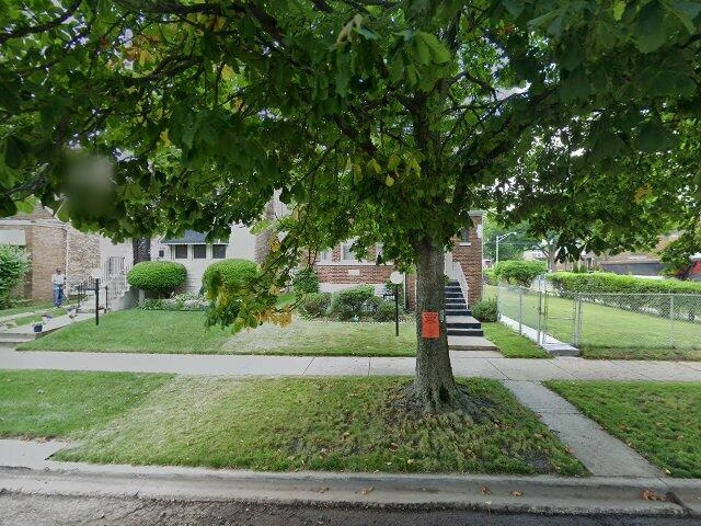 House image located at Chicago, IL 60617