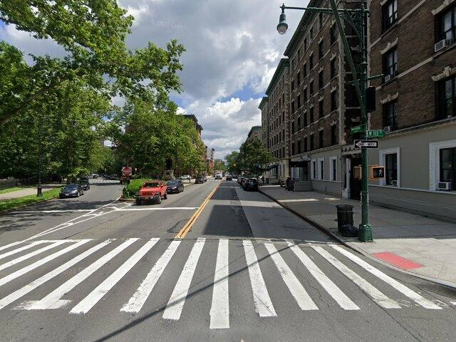 House image located at Alsip, IL 60803