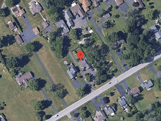 House image located at Tyngsboro, MA 01879