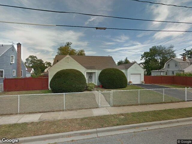 House image located at Freeport, NY 11520