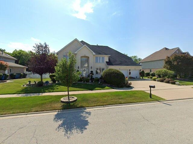 House image located at South Holland, IL 60473