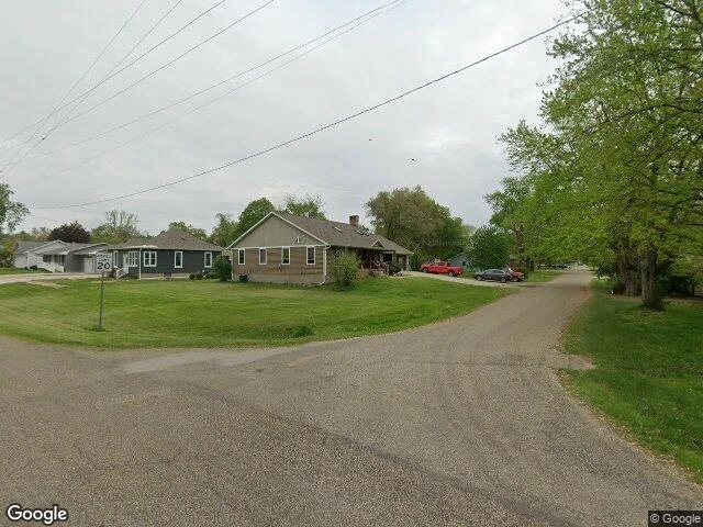 House image located at Delavan, IL 61734