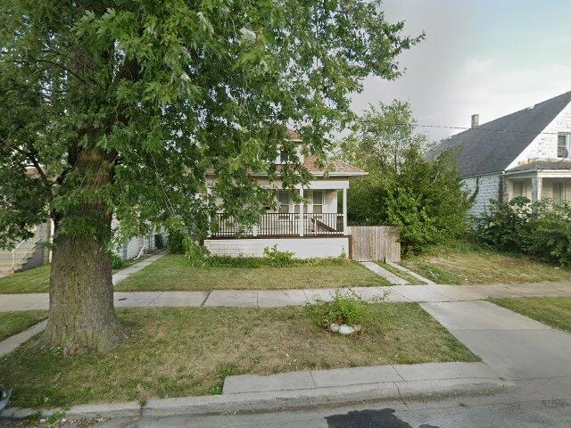 House image located at Chicago, IL 60628